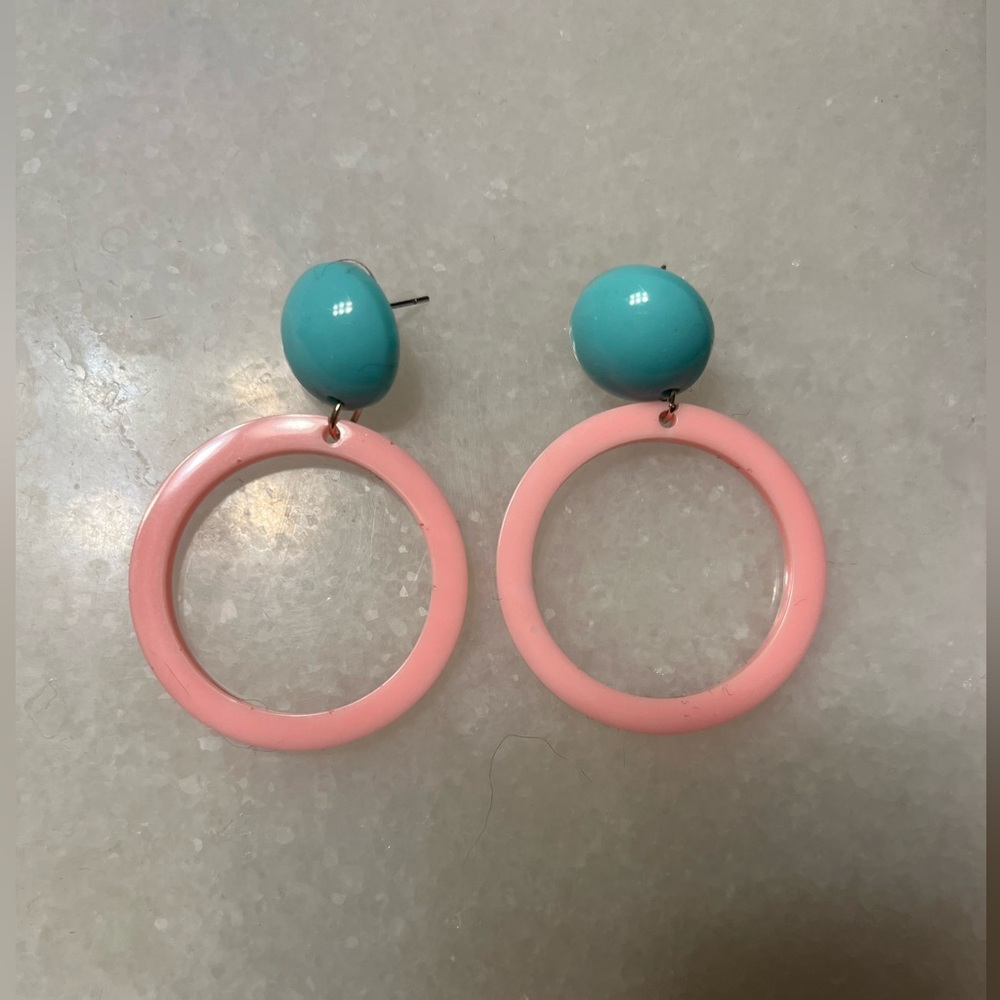 Viral Classic 80s Golden Girls Dangle Hoop Earrings